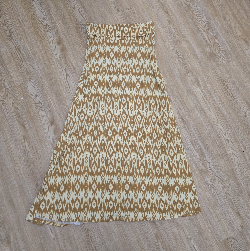 LuLaRoe Maxi Skirt in Tan and Cream